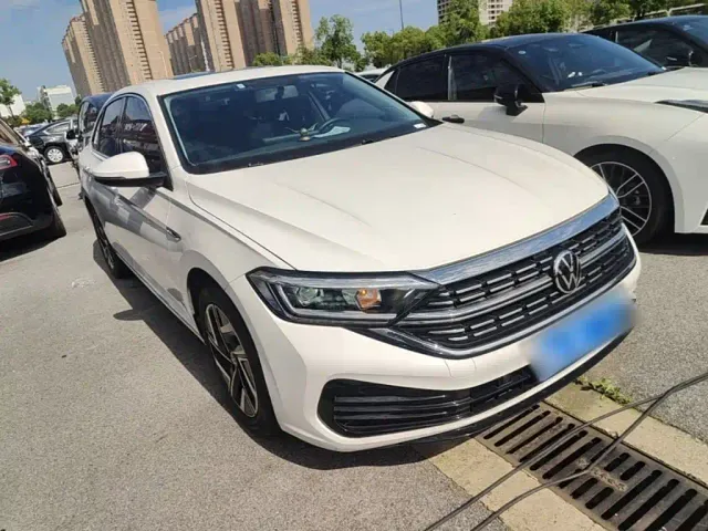 Volkswagen Sagitar — Фото автомобиля 3