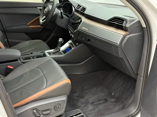 Audi Q3 — Фото автомобиля 19