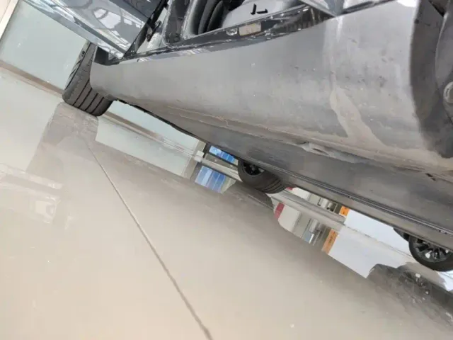 Tesla Model Y — Фото автомобиля 20