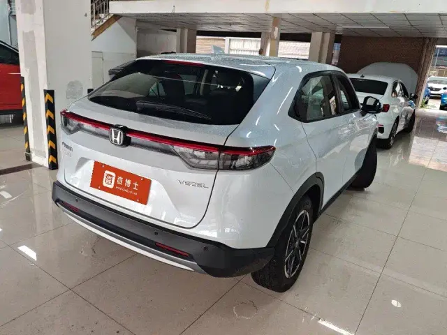 Honda Vezel — Фото автомобиля 4