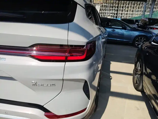 BYD Song PLUS — Фото автомобиля 7