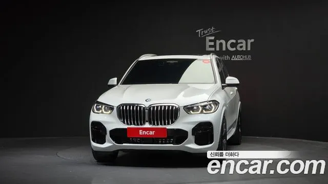 BMW X5 xDrive 40i M Sport — Фото автомобиля 3