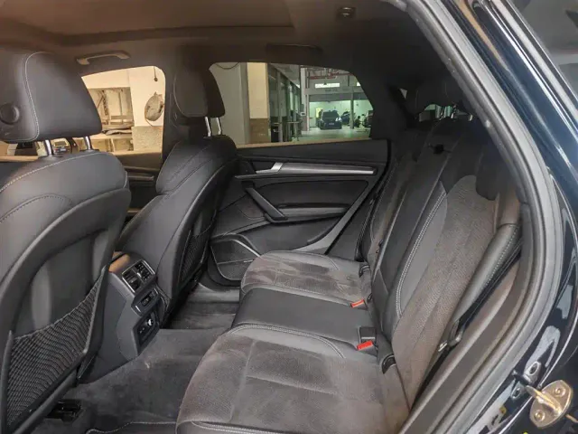 Audi Q5L Sportback — Фото автомобиля 16