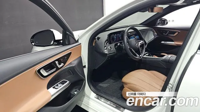Mercedes-Benz E-Class W214 — Фото автомобиля 15