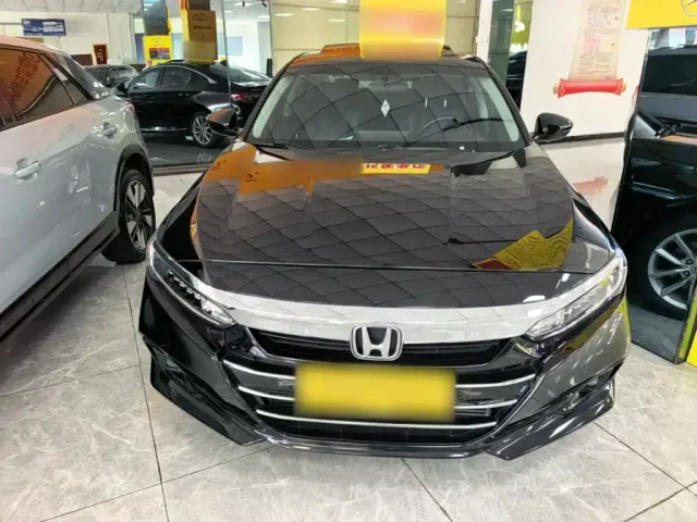 Honda Accord — Фото автомобиля 2