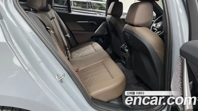 BMW 5-Series — Фото автомобиля 9