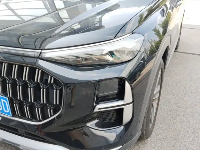 Audi Q6 — Фото автомобиля 23