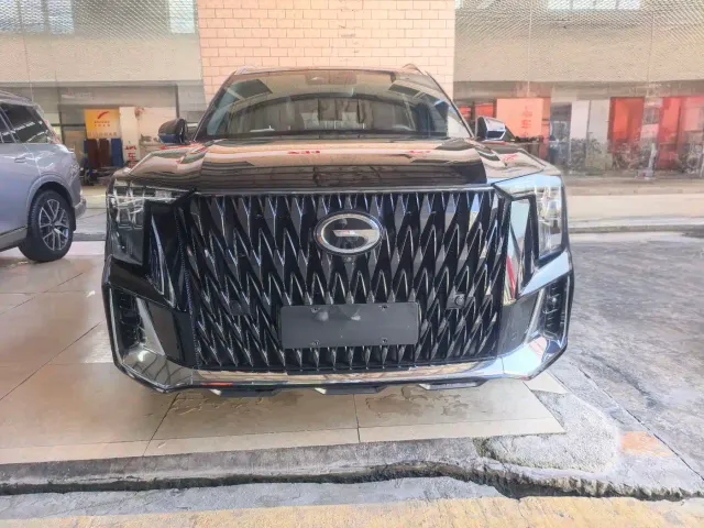 GAC Trumpchi GS8 — Фото автомобиля 2