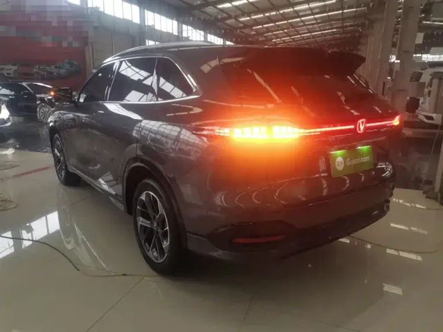 Changan CS75 Plus — Фото автомобиля 4