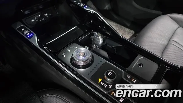 Kia Sorento Новый Sorento 4 поколение Дизель 2.2 4WD — Фото автомобиля 9