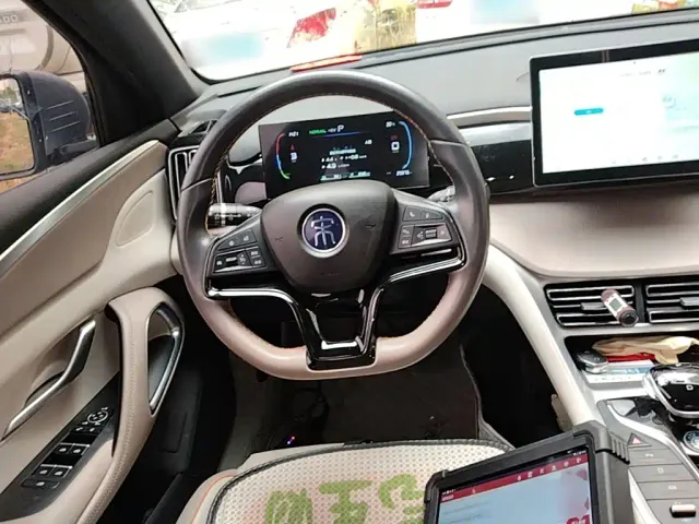 BYD Song Pro — Фото автомобиля 10