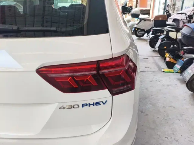 Volkswagen Tiguan L PHEV — Фото автомобиля 7
