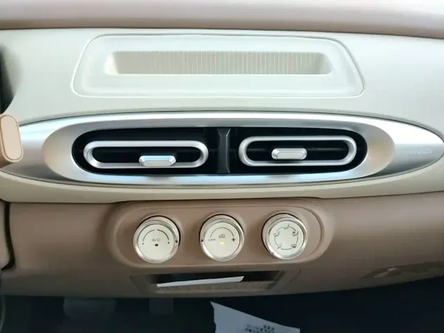 Wuling Hongguang Mini EV — Фото автомобиля 12