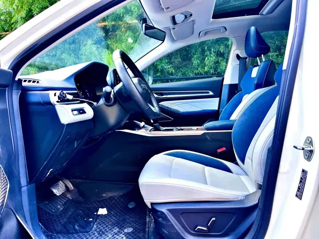 Geely Emgrand — Фото автомобиля 6