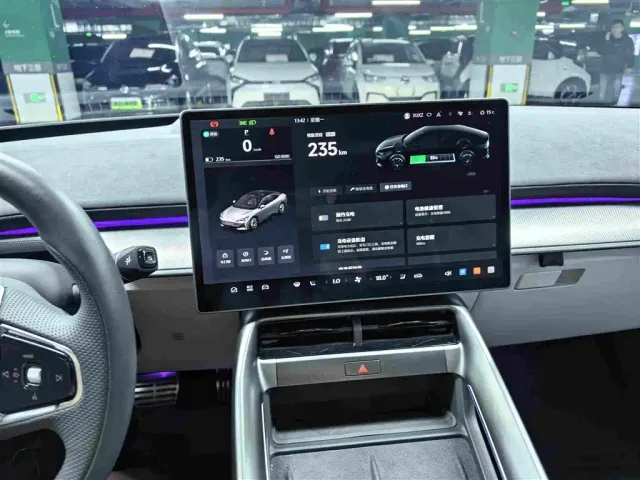 Arcfox Alpha S5 — Фото автомобиля 11