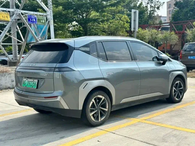 GAC Aion Y — Фото автомобиля 3