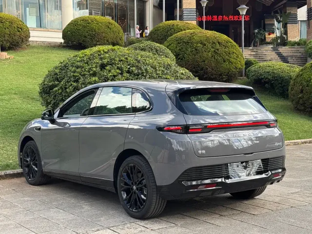 Leapmotor Lafa 5 — Фото автомобиля 8