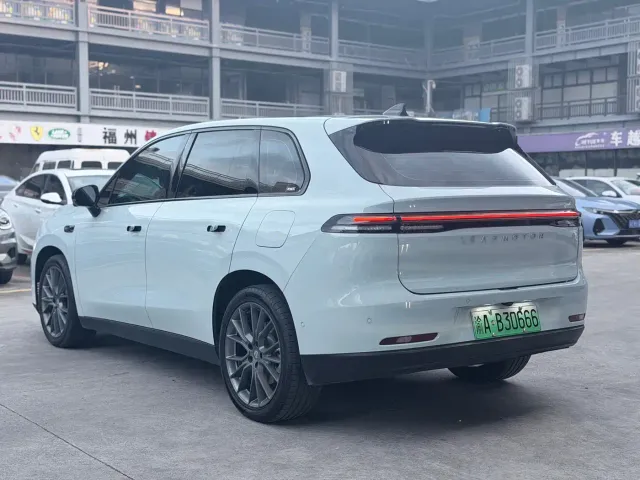 Leapmotor C10 — Фото автомобиля 4
