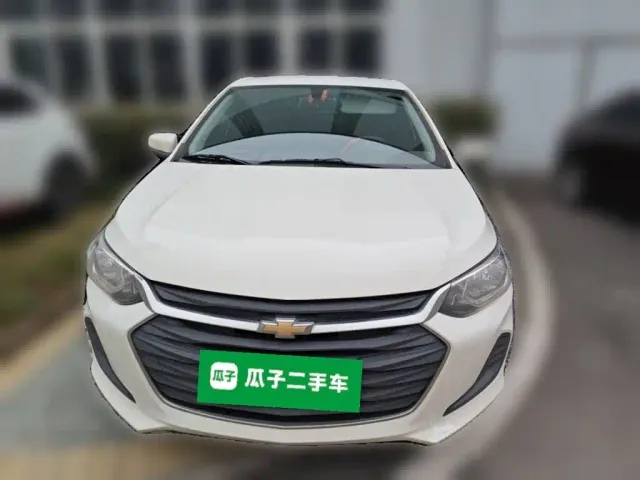 Chevrolet Cavalier — Фото автомобиля 2