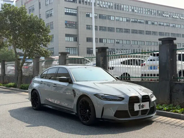 BMW M3 — Фото автомобиля 3