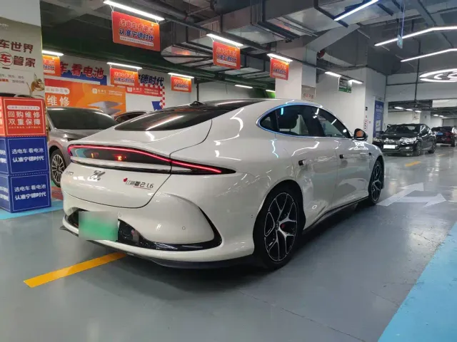 IM Motors L6 — Фото автомобиля 15