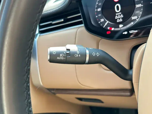 Land Rover Range Rover — Фото автомобиля 26