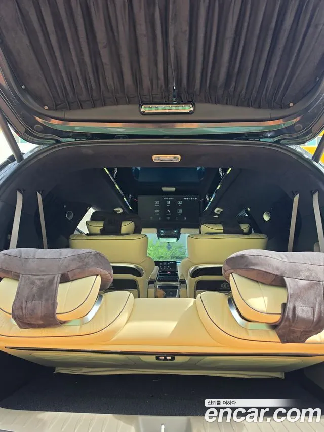 Kia Carnival Generation 4 — Фото автомобиля 8