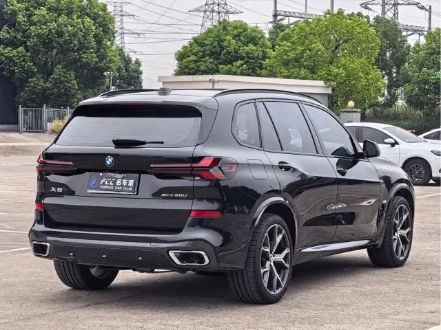 BMW X5 — Фото автомобиля 5