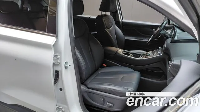 Hyundai Santafe Новый Santa Fe Бензин 2.5T 2WD — Фото автомобиля 12