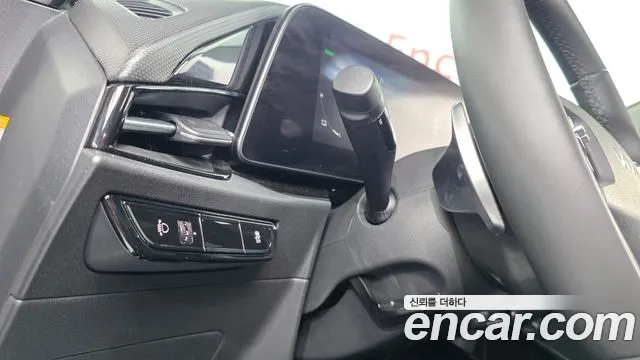 Kia Niro New — Фото автомобиля 25