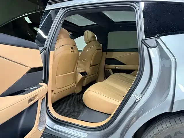 Toyota BoZhi 7 — Фото автомобиля 5