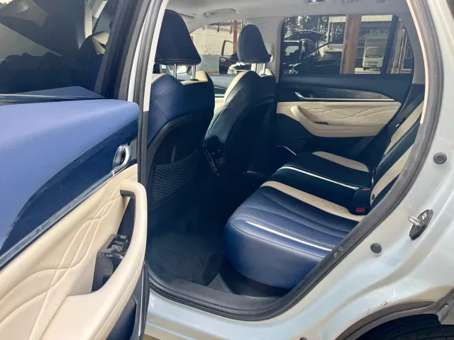 Geely Xingyue L — Фото автомобиля 14