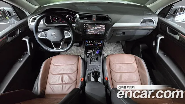 Volkswagen Tiguan — Фото автомобиля 7