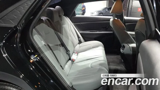 Hyundai Avante CN7 — Фото автомобиля 17