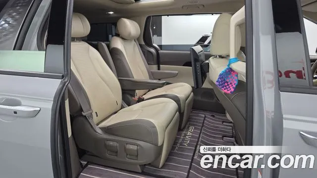 Kia Carnival 4th Gen — Фото автомобиля 11