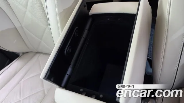 Genesis GV80 — Фото автомобиля 30