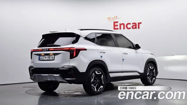 Kia Seltos Бензин 1.6 турбо 2WD — Фото автомобиля 2