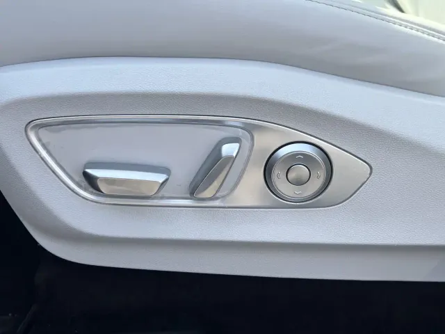 Xpeng G9 — Фото автомобиля 18