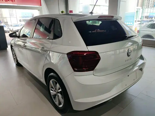 Volkswagen Polo — Фото автомобиля 22