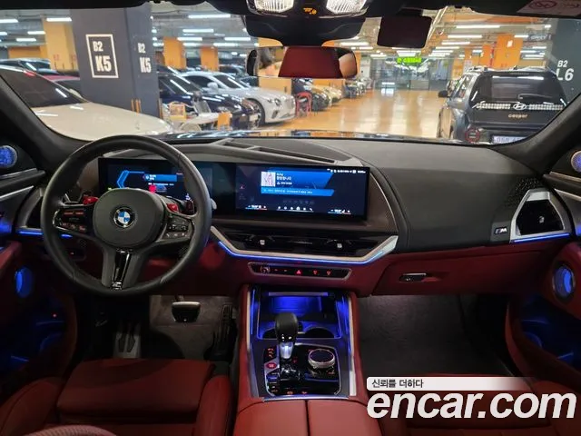 BMW XM G09 — Фото автомобиля 7