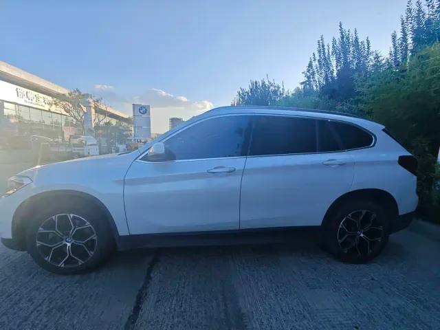 BMW X1 — Фото автомобиля 3