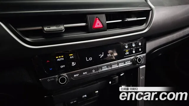 Kia Seltos New — Фото автомобиля 29