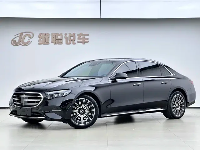 Фотография автомобиля — Mercedes-Benz E-Class