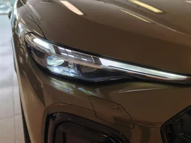 Audi Q5L — Фото автомобиля 14