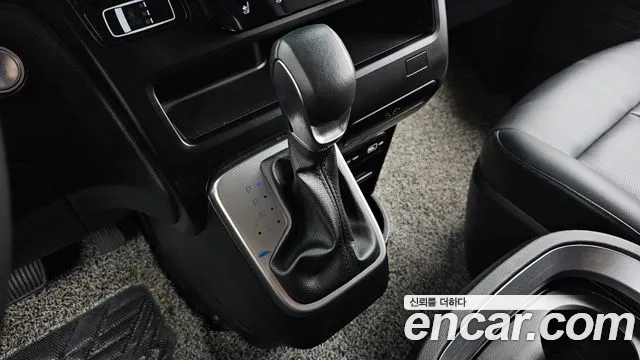 Hyundai Staria Staria L3.5 Карго 5 мест — Фото автомобиля 9