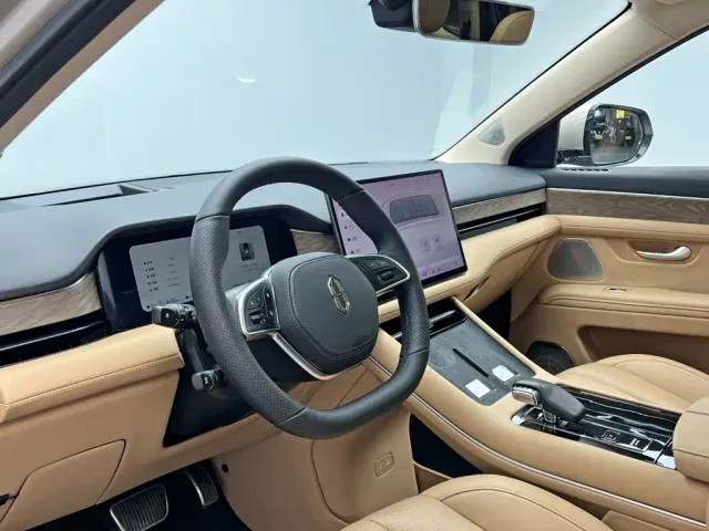 Aito M7 — Фото автомобиля 13