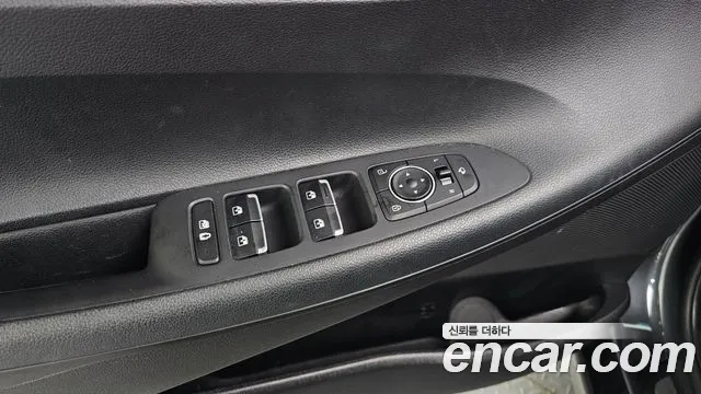 Hyundai Grandeur Grandeur (New) — Фото автомобиля 24