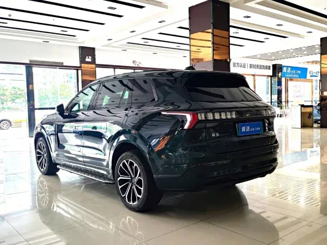 Lynk & Co 09 EM-P — Фото автомобиля 12
