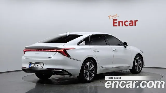 Kia K8 Hybrid — Фото автомобиля 2