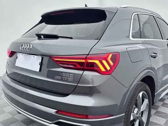 Audi Q3 — Фото автомобиля 18
